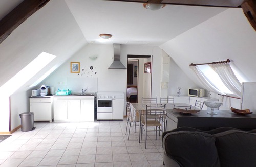 Ecommoy Apartment | THE ORCHARD FARM