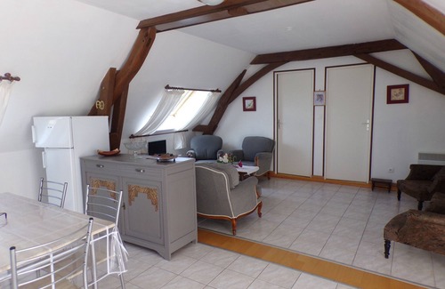 Ecommoy Apartment | THE ORCHARD FARM