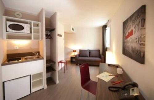 Faubourg Saint-Jacques Hotel | The Originals Residence, Appart'Hôtel Hévéa, Valence