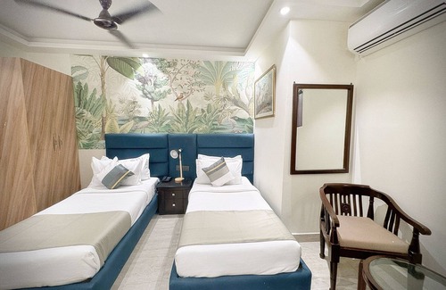 Kailash Colony Hotel | The Orion Express - East of Kailash