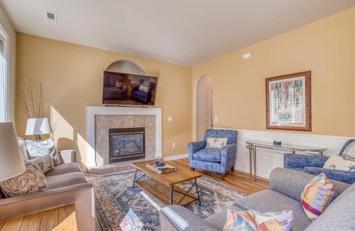 Westbrook Meadows House | The Osprey - Meredith Lodging