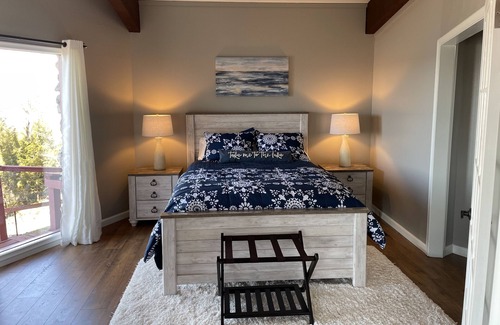 Lakeview House | The Ott House