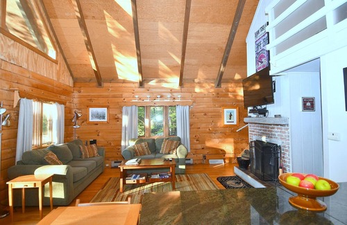 Berkeley Springs Cabin | The Outlook - A Majestic View!