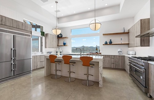 Yucca Valley House | The Overlook by Fieldtrip | 7 Bd Modern Luxury with Infinity Pool & Views