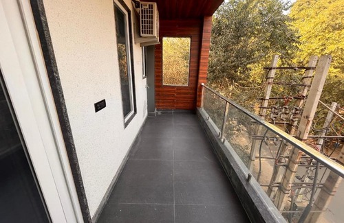 Gurugram Hotel | The Palm Studio