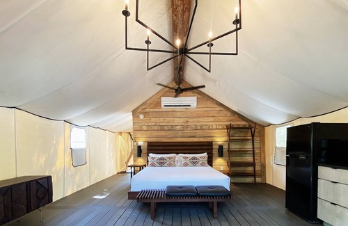 Shell Knob Cottage | The Parker Glamping Tent at Rod N Reel Resort