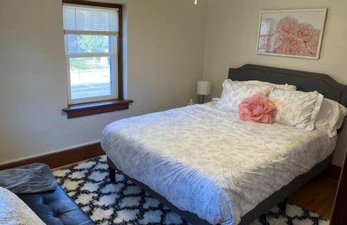 Marshall House | The Parsonage of Marshall-4BR 2BA Entire House