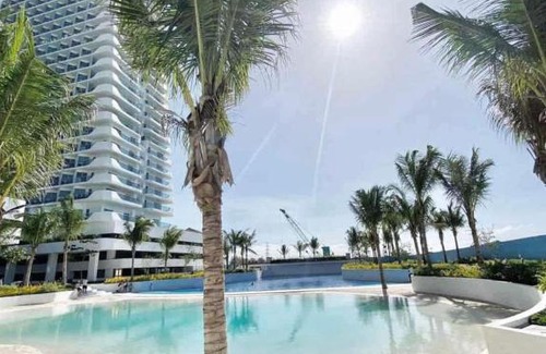 San Fernando Hotel | The Patio at Monaco Tower