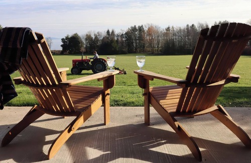 Llantwit Major Cottage | THE PAVILLION, family friendly, with open fire in Llantwit Major