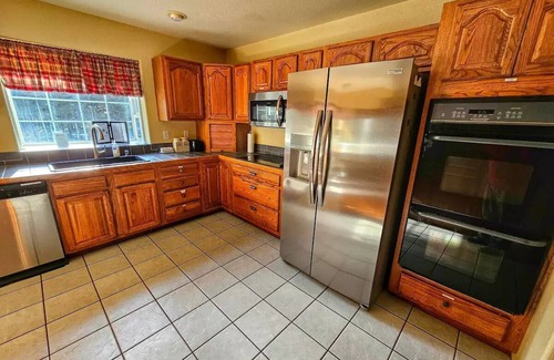 Susanville House | The Peaceful Escape: hiking, fishing, snow skiing. Sleeps 12