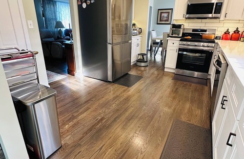 Yardville-Groveville House | The Peaceful Perch Retreat near NYC - Elle's Home