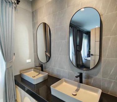Pak Chong Villa | The Peak Hill Pool Villa