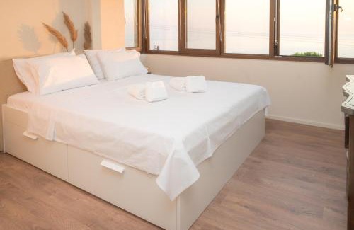 Papa Nero House | The Pelion Sunrise