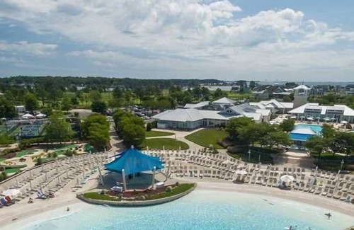 Long Neck House | The Peninsula- 5 Star Resort-Townhome (Near Rehoboth)