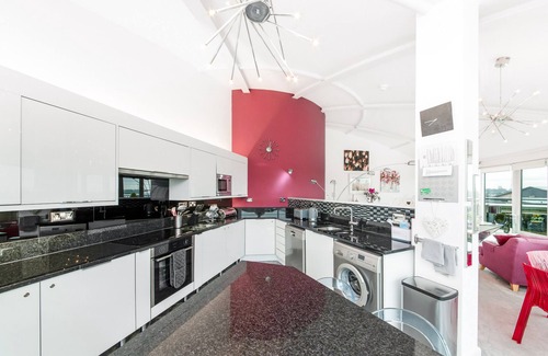 York Apartment | The Penthouse at 611 Westgate