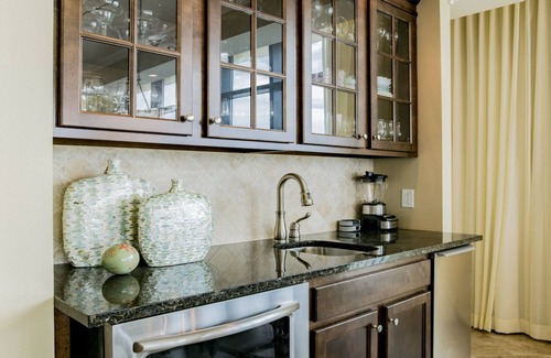Orange Beach Condo | THE PENTHOUSE CONDO at The Oasis, Beachfront, Corner Unit!