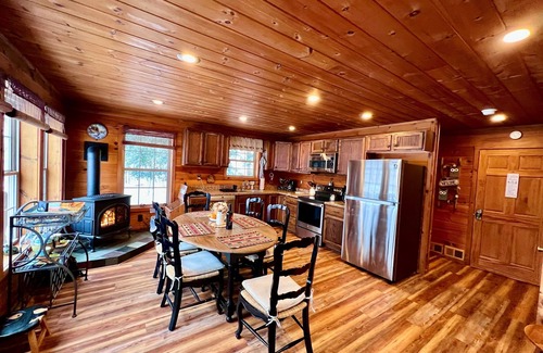 Northville House | The Perfect Adirondack Getaway Waterfront Cabin