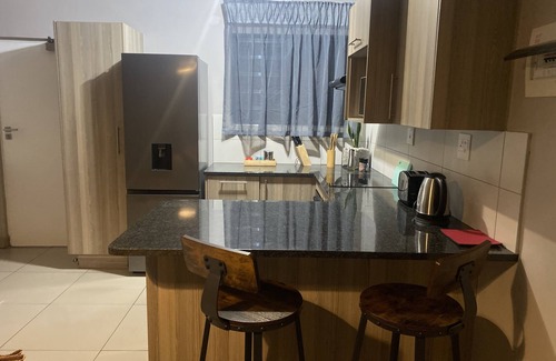 Greater Johannesburg Metropolitan Area Apartment | The perfect haven for a stay-cation when you need to bask in some peace & quiet