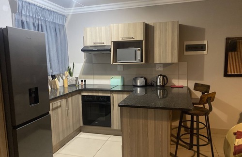 Greater Johannesburg Metropolitan Area Apartment | The perfect haven for a stay-cation when you need to bask in some peace & quiet