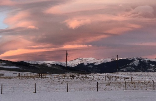 Jefferson House | The perfect location for your mountain getaway. 4WD Required during the winter.