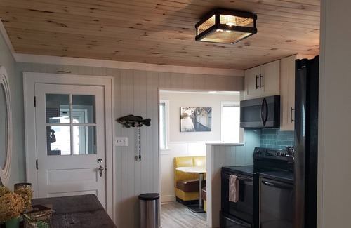 Enchanted Hills Cottage | The perfect spot on Lake Wawasee