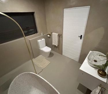 Somerset West Apartment | The Perfect Stay Somerset 1