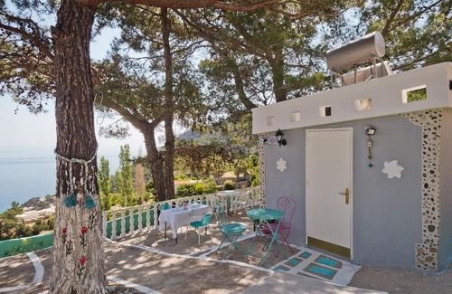 Karpathos House | THE PINE VIEW MERTONAS
