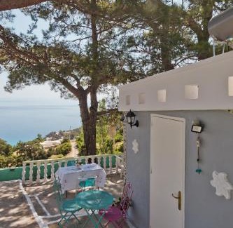 Karpathos House | THE PINE VIEW MERTONAS