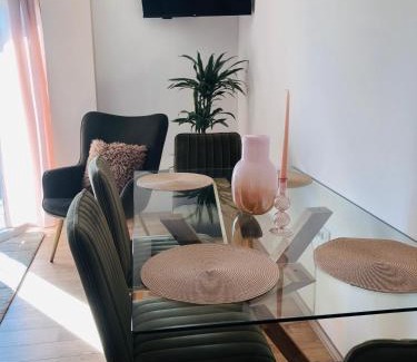 Kisela Voda Apartment | The Pink Place - Kisela Voda