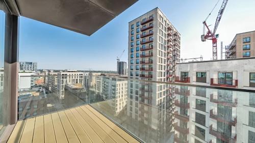 Peninsula Apartment | The Place- Greenwich 2-Bed flat