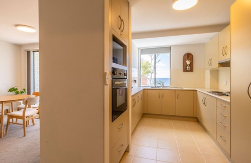 Soldiers Point Apartment | The Point 13, 5-7 Mitchell St - stunning water views, complex pool and WiFi