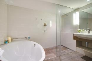 Kangaroo Point Hotel | The Point Brisbane Hotel