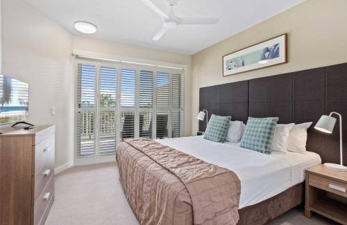 Kingscliff Apartment | The Pool Resort Kingscliff - 1BR with Hinterland Views (5312) - Holiday Management Co.