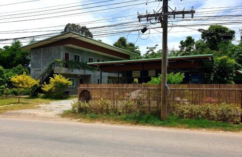 Khanong Phra Bed & Breakfast | The Poom Garden Khao Yai