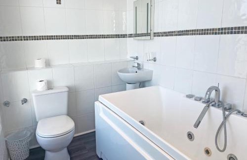 North Shore Hotel | The President Hotel