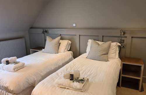 Tetbury Hotel | The Priory Inn
