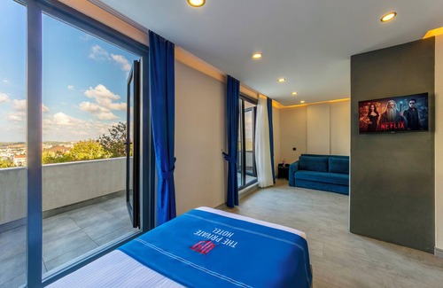 Arnavutkoy Hotel | The Private Airport Hotel