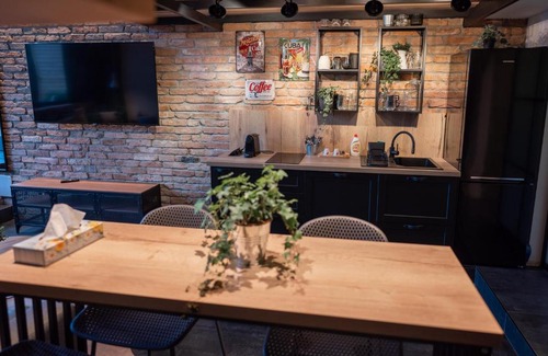 Fagaras Apartment | The Public Aparthotel 2