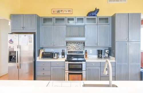 Bethany Beach House | The Purple House 7 BR in Bethany Beach