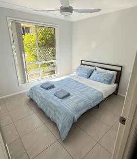 Collingwood Park House | The Queen Nest Family House Unit 1