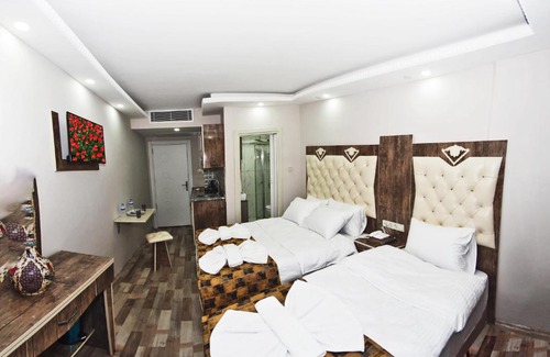 Istanbul City Center Hotel | THE QUEEN SUİTE