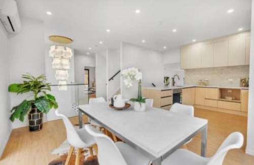 Glenfield Villa | The Quiet Grove