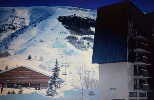 Les Deux Alpes Apartment | The Quirlies 364 apartment with magnificent views at the foot of the Devil's chairlift