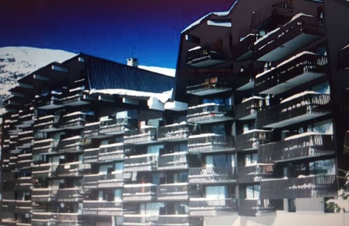 Les Deux Alpes Apartment | The Quirlies 364 apartment with magnificent views at the foot of the Devil's chairlift