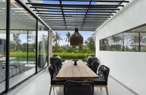 Melayang Villa | The R Villa Cereme - Luxury Stay in Nature