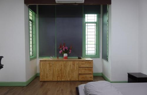 Van Mieu House | The Rails - Double Room F02