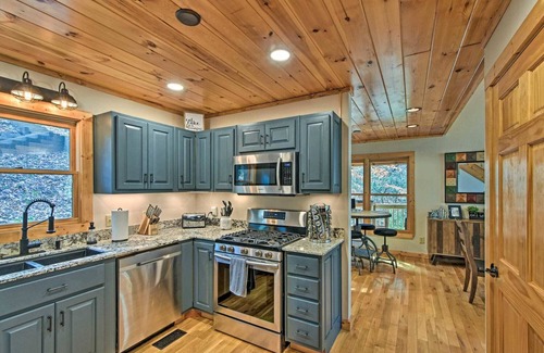 Ellijay House | The Rainbow Lodge- Riverfront, Fiber, HotTub, Fish, DogOK, Game Room, Movie Room