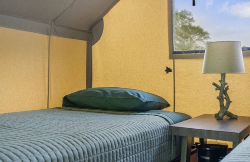 Peace Valley RV Rental | The Rainer- our smallest accommodation