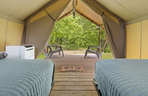 Peace Valley RV Rental | The Rainer- our smallest accommodation