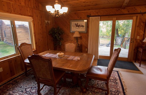 Dubois House | The Ranch House